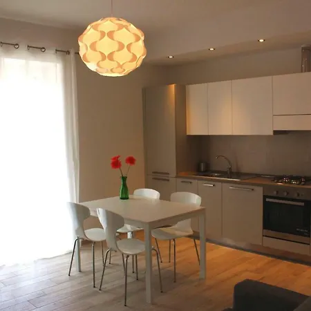Casa Rosa Dei Venti Apartment *